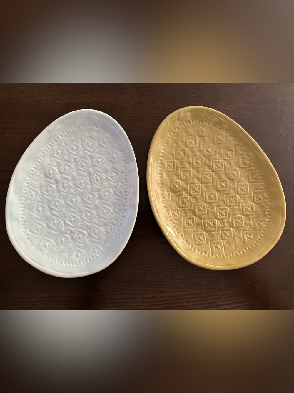 Pottery Barn Easter Egg Plates 8.5” Set Of 2 Pastel Stamped Olive Green Blue